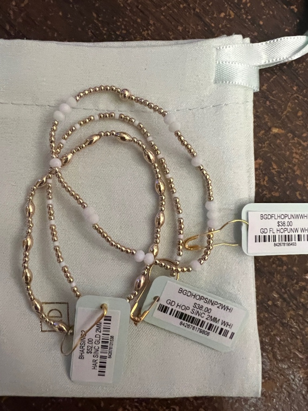Enewton set NWT